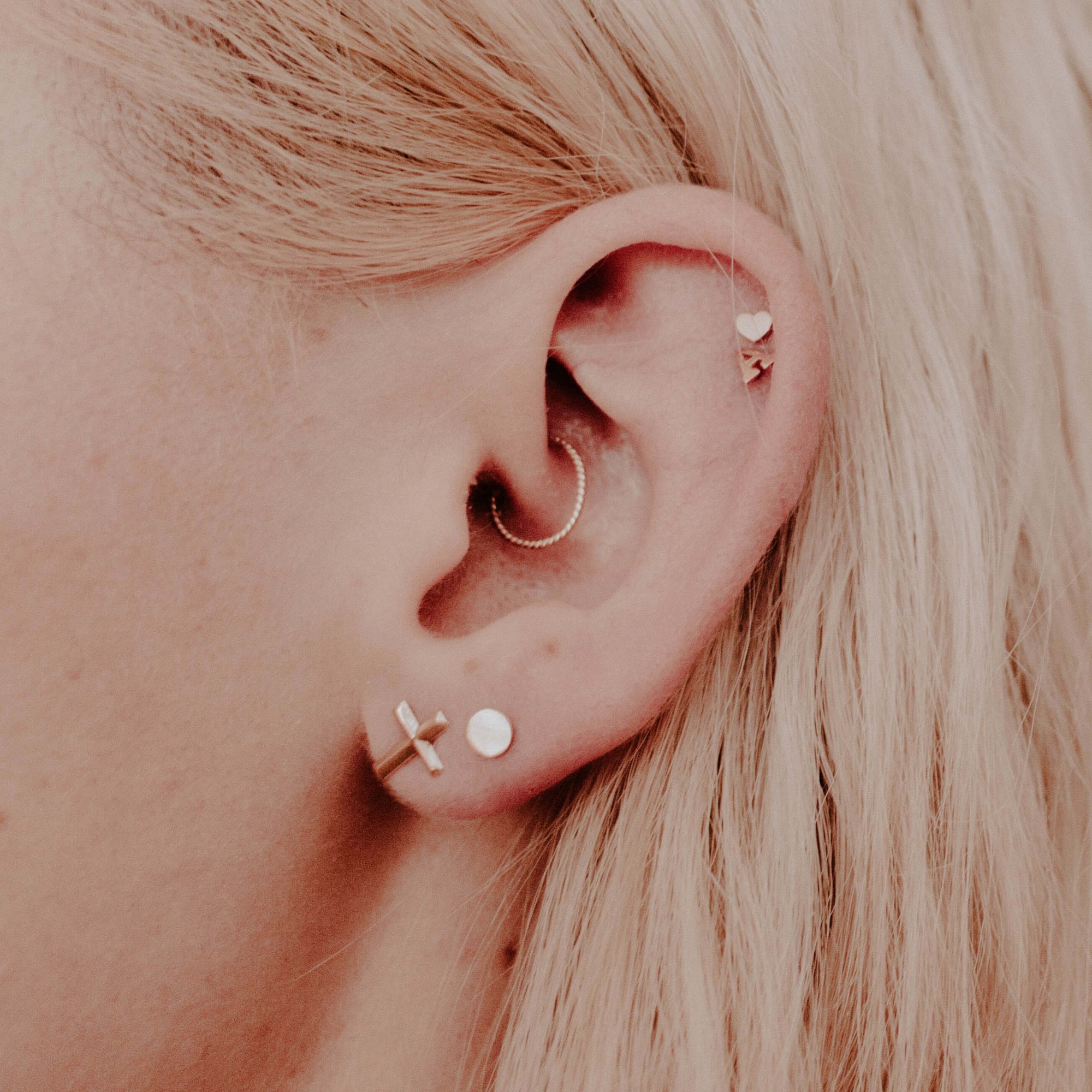 Lucie 14k Gold Cross Stud Earrings
