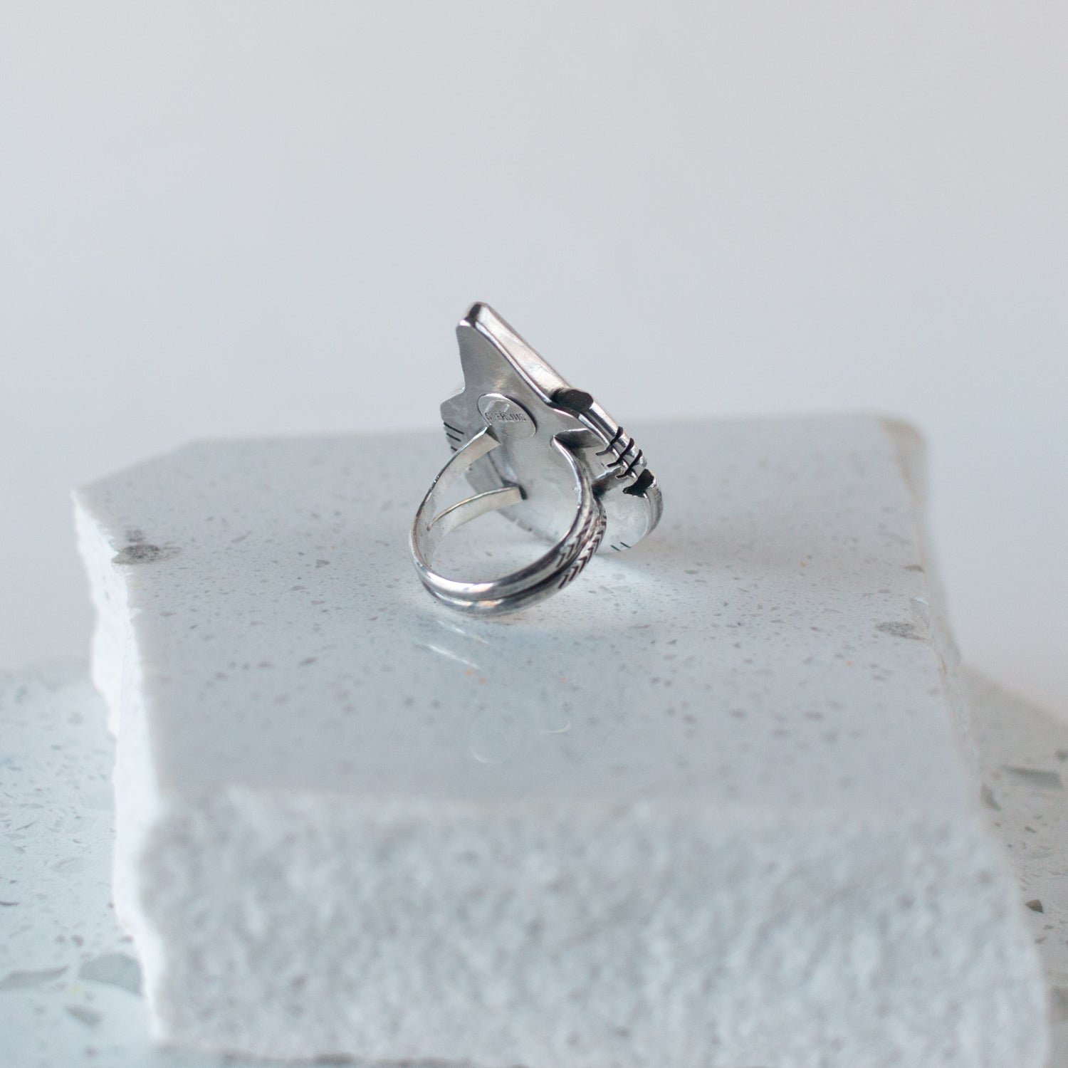 White Buffalo Statement Ring - Sz 8 - Desert Sky