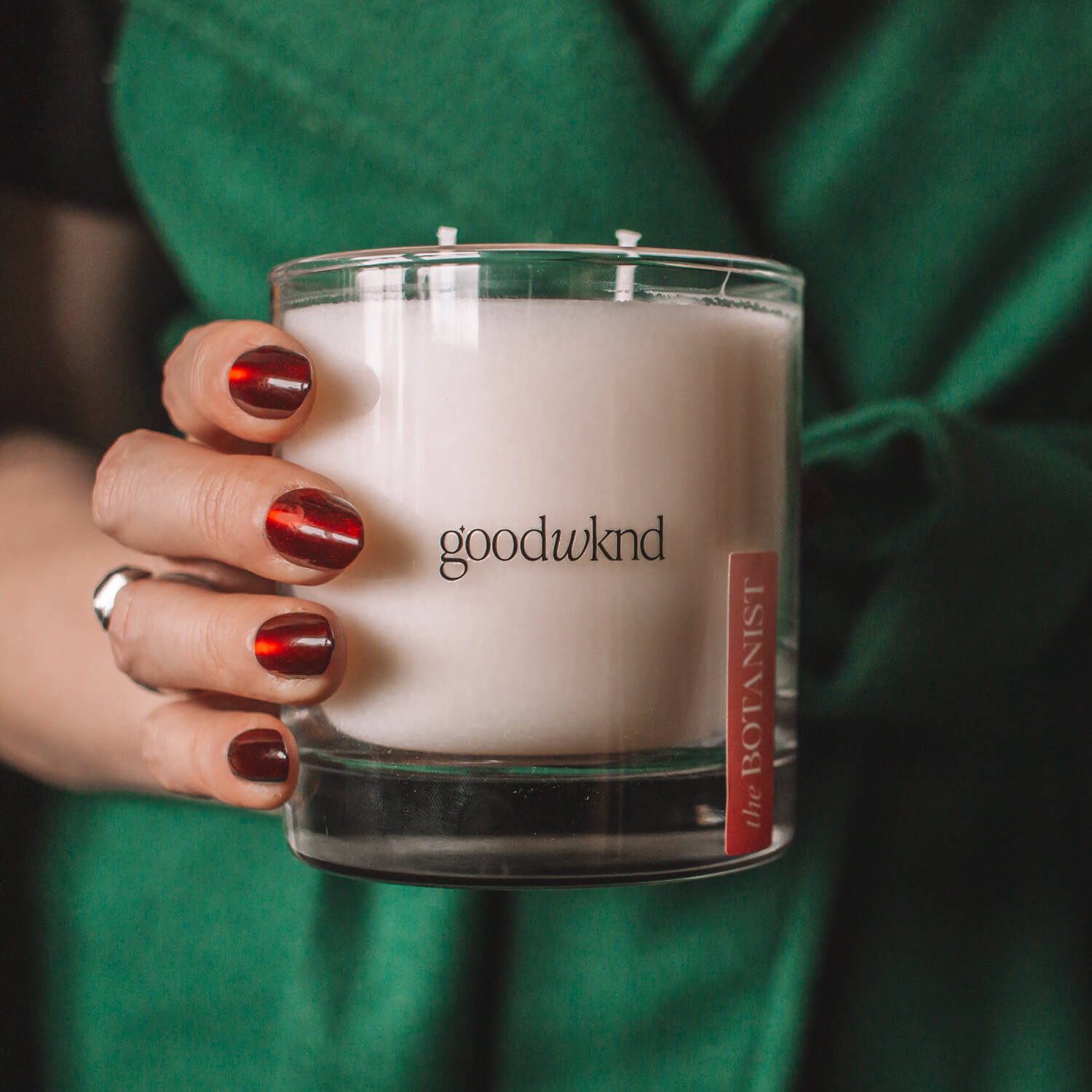 candles that smell like tomato