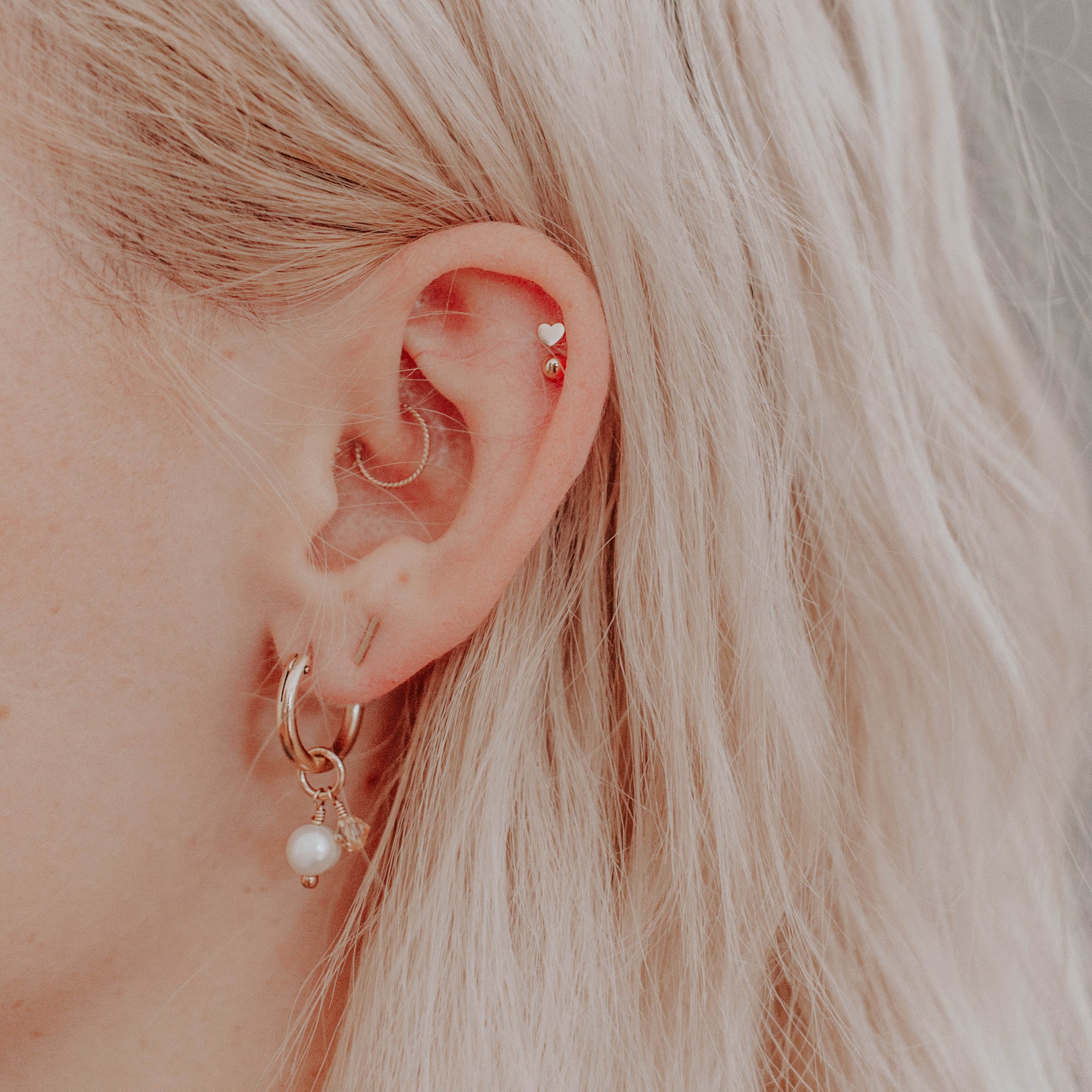 micro heart earring