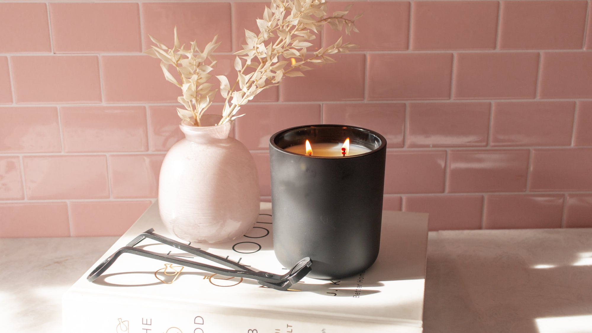 Why Candles Are the Perfect Gift for Any Occasion