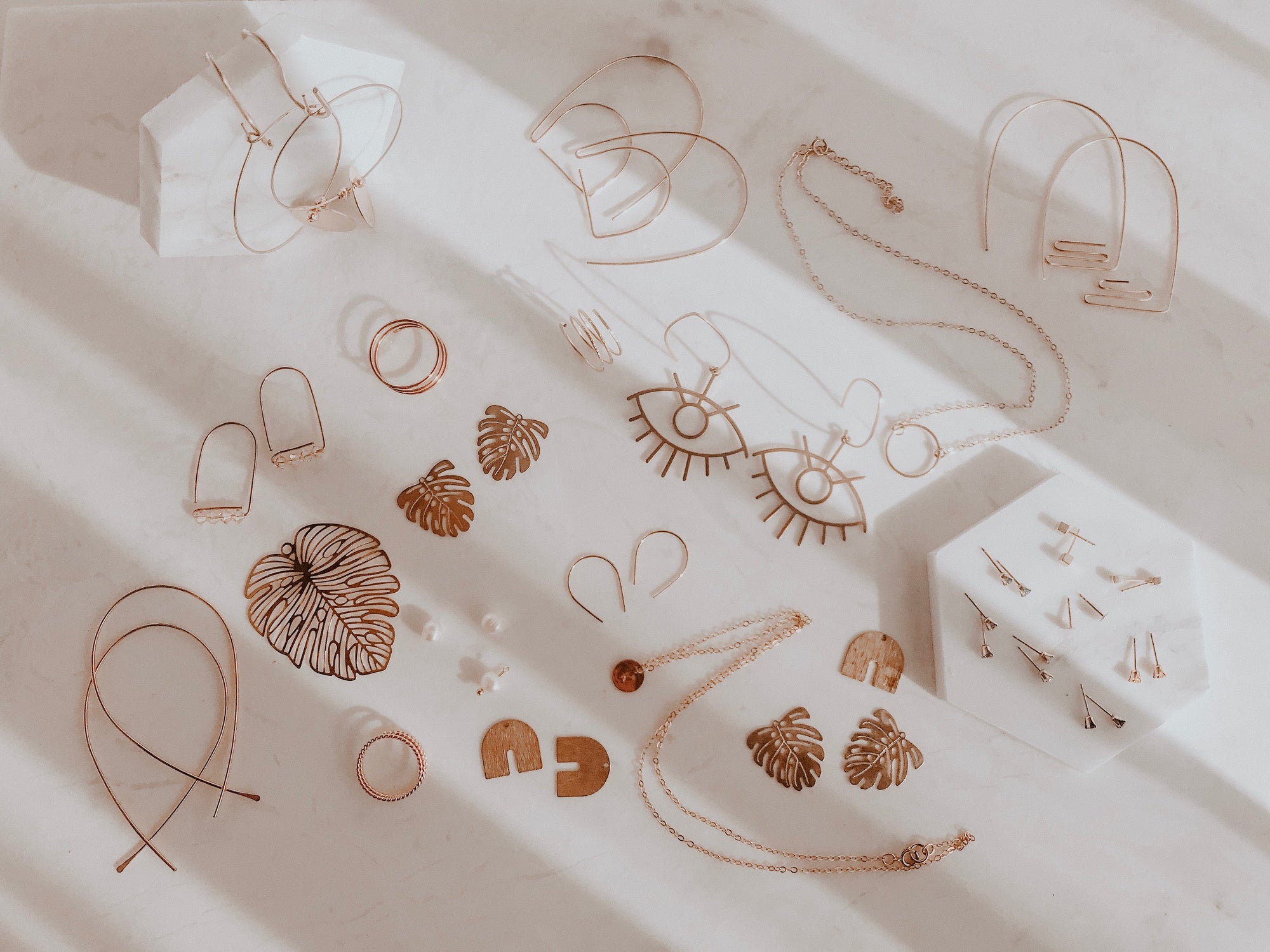 the difference between gold fill and gold plated