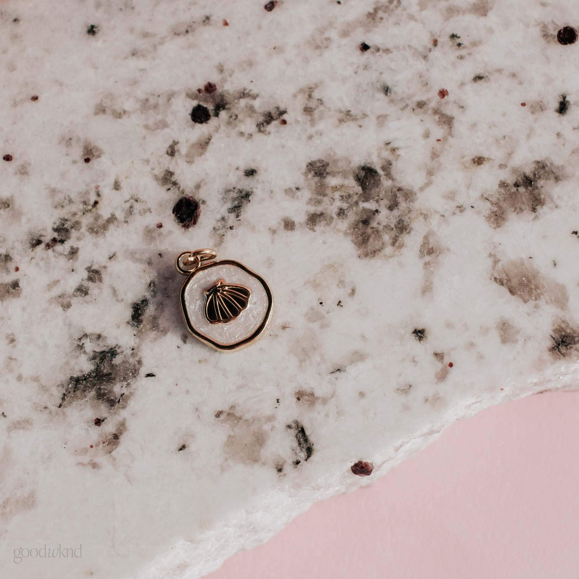 stainless steel white and gold seashell charm
