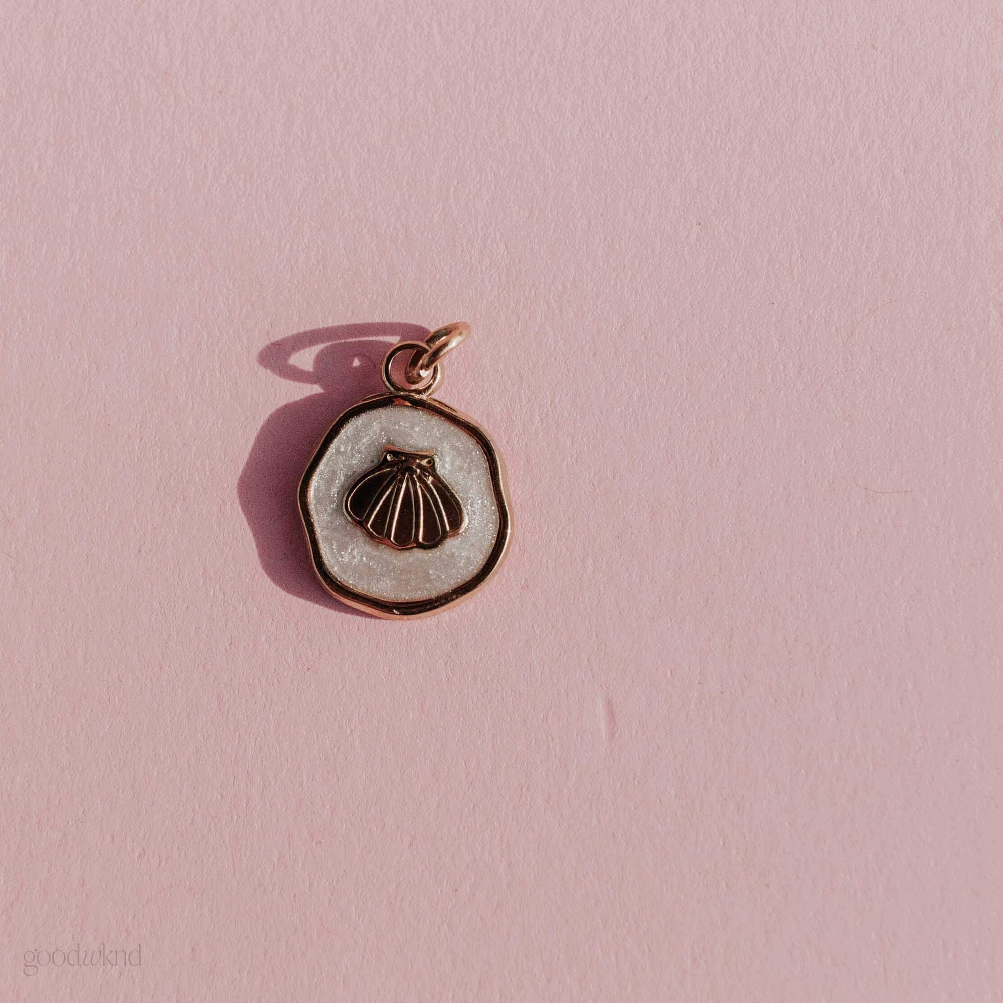 waterproof tarnish resistant seashell charm