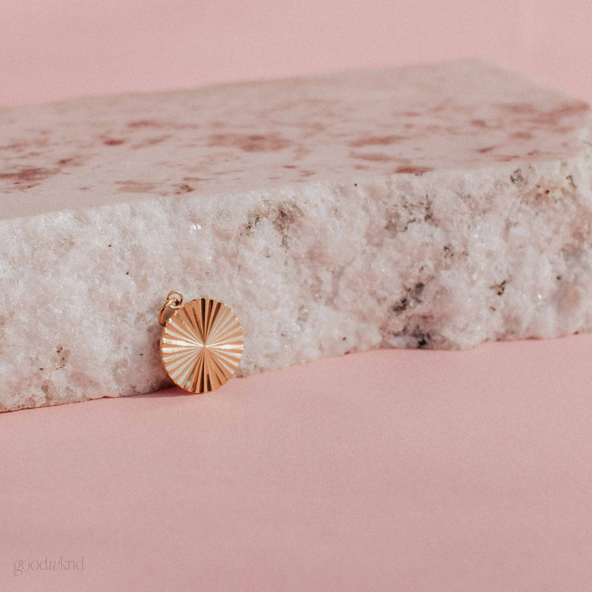 soleil sunburst non tarnish charm