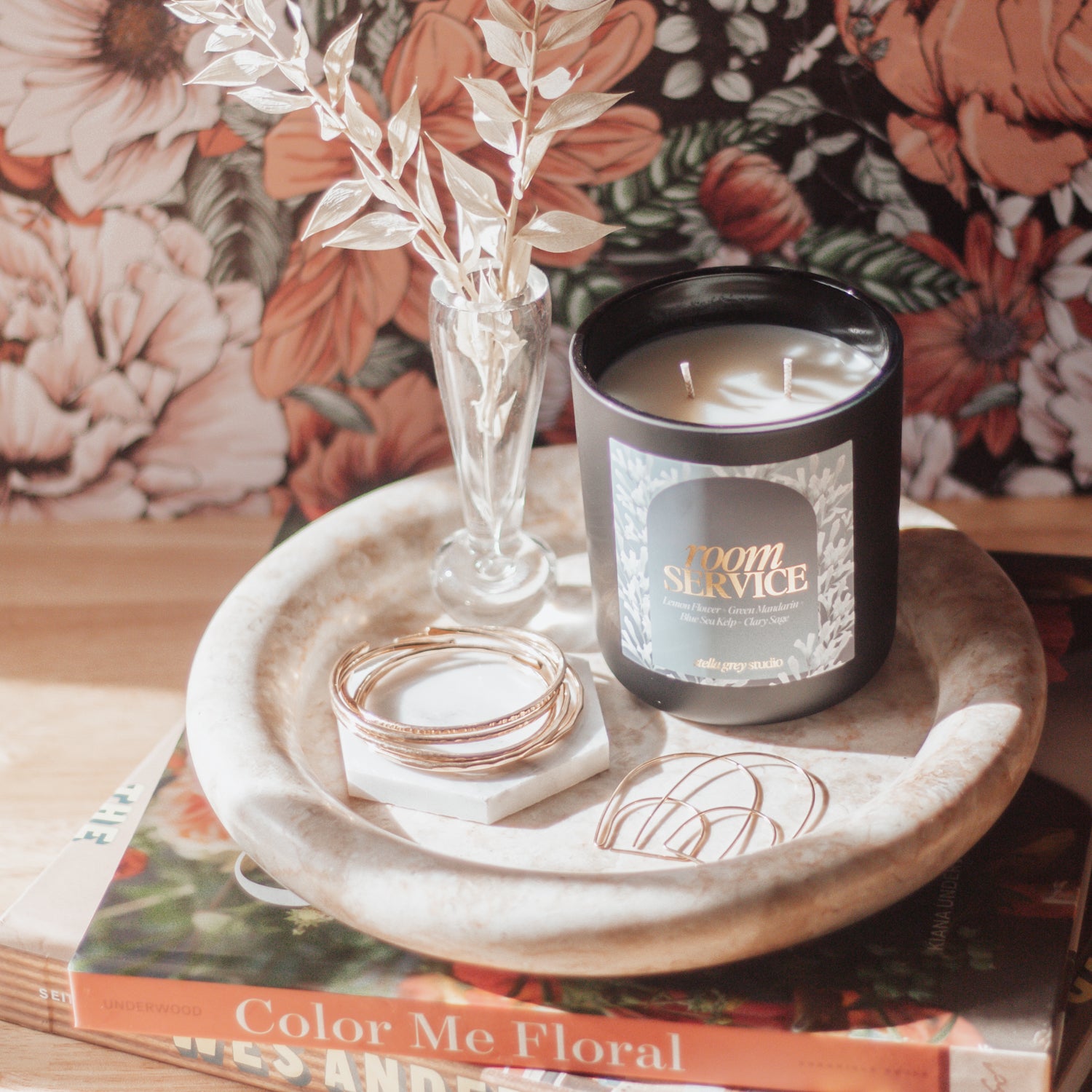 sea kelp and sage scented candle
