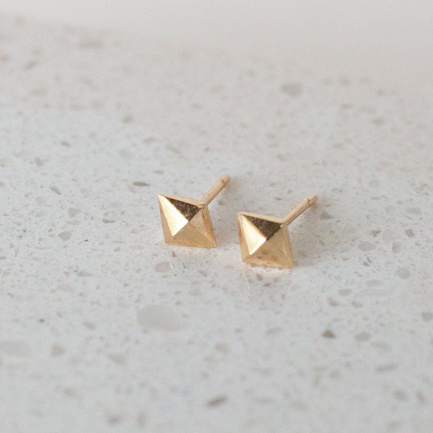 Penelope Diamond-Shaped Solid Gold Stud Earring - Good Wknd