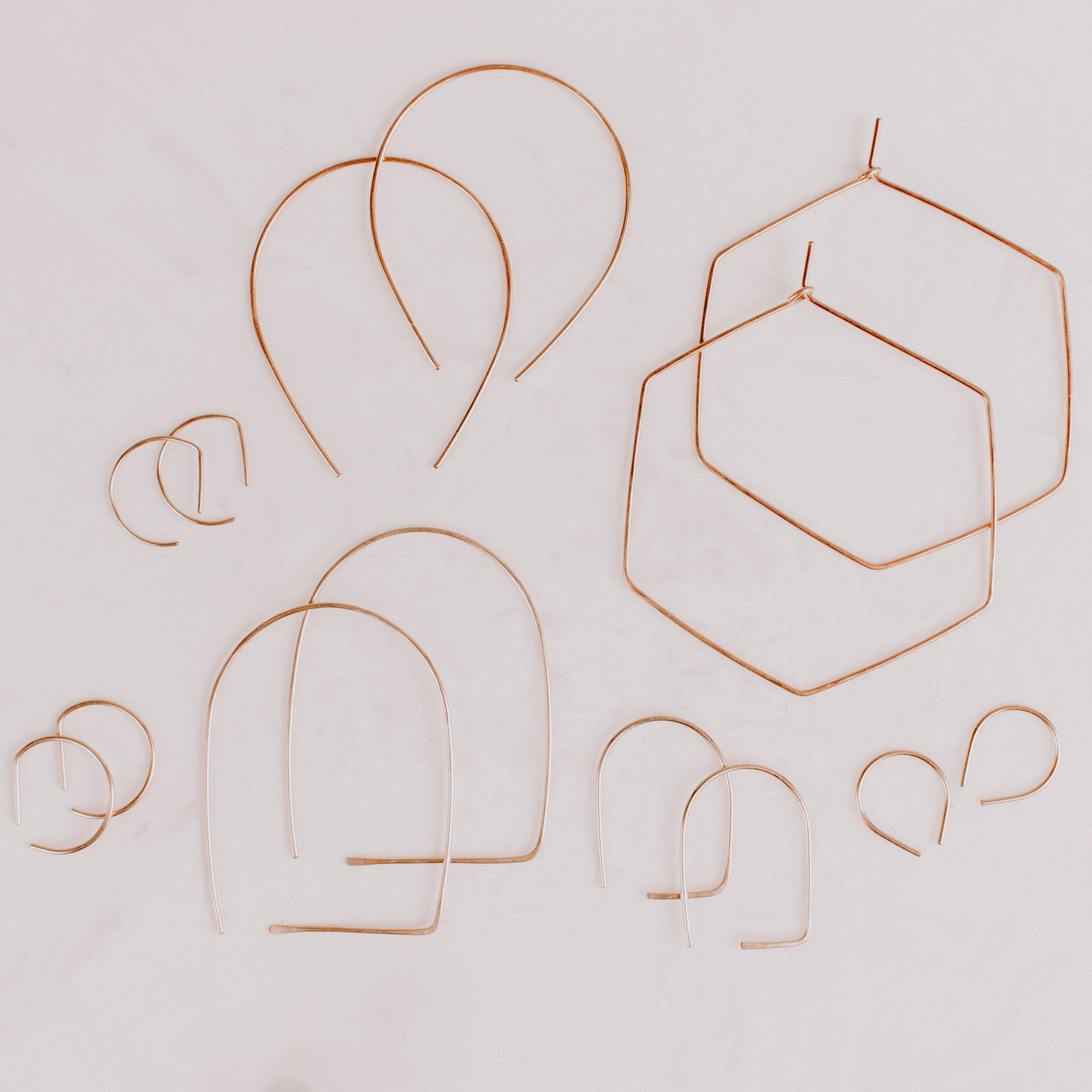 minimalist gold hoop earrings