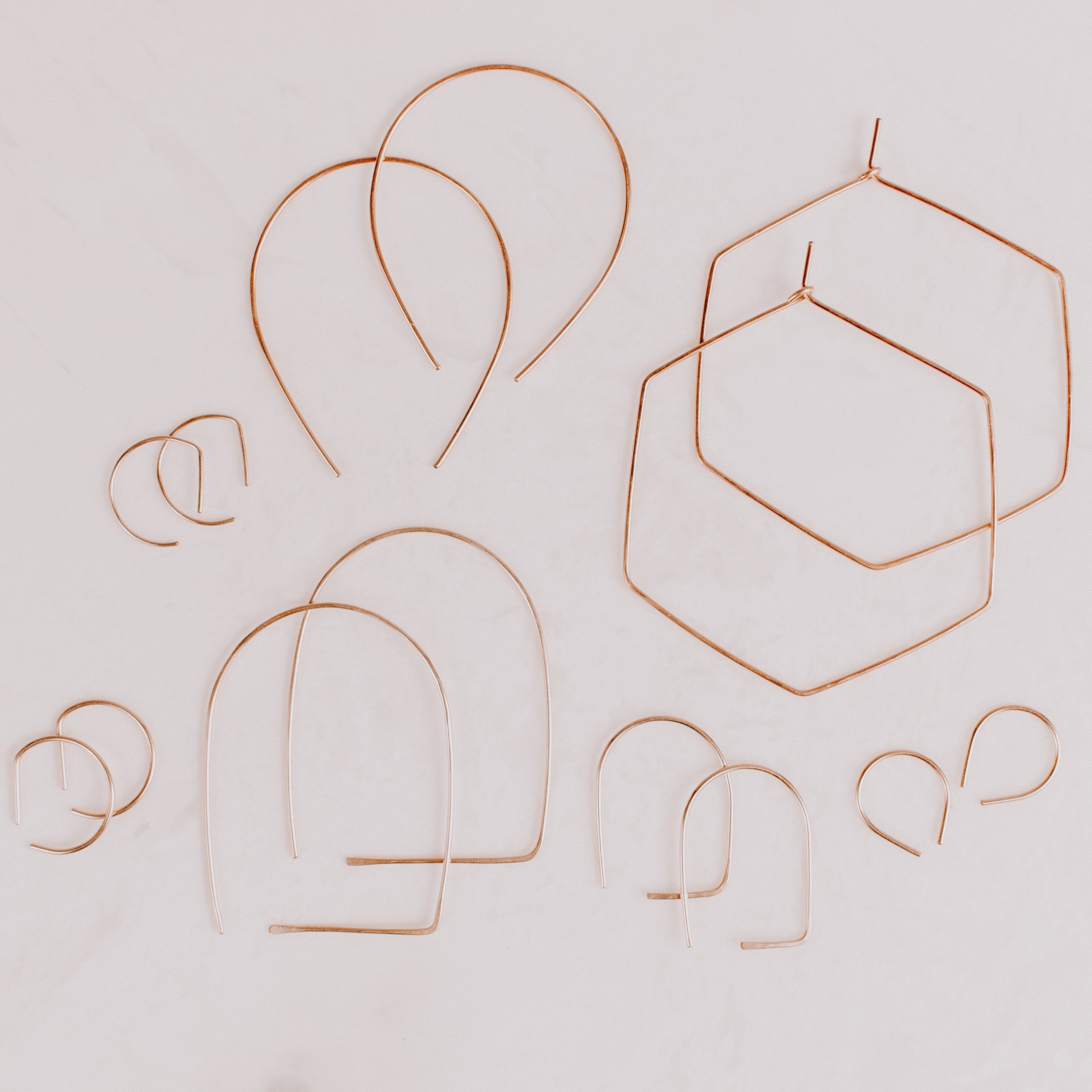 minimalist gold hoop earrings