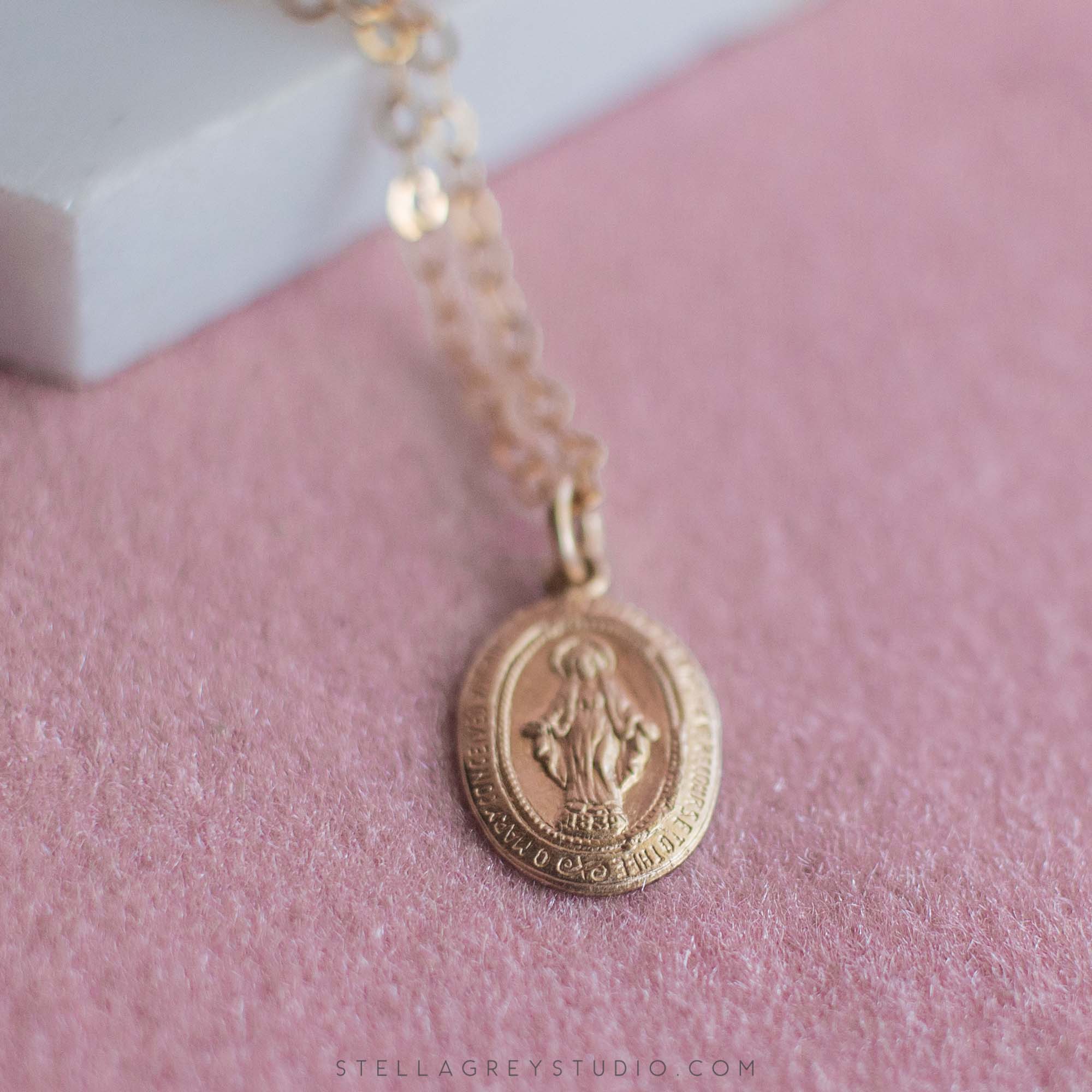 Miraculous Medal Necklace | Our Lady of Graces Necklace - Good Wknd