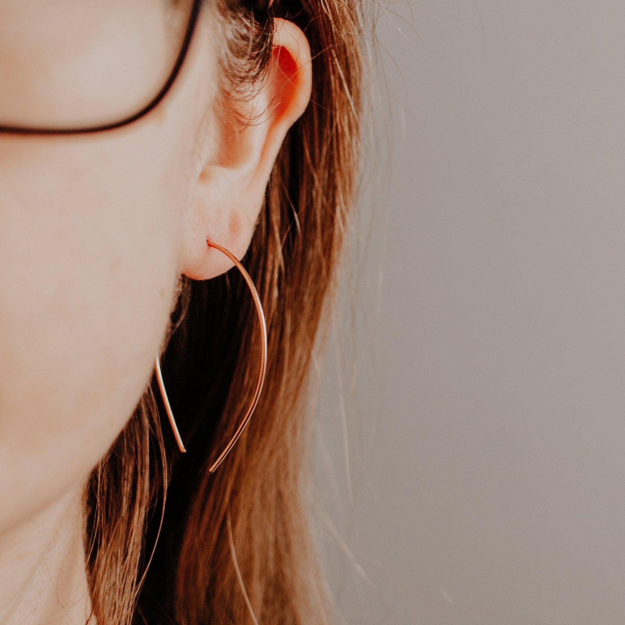 Saffron Arching Hoop Earrings - Good Wknd