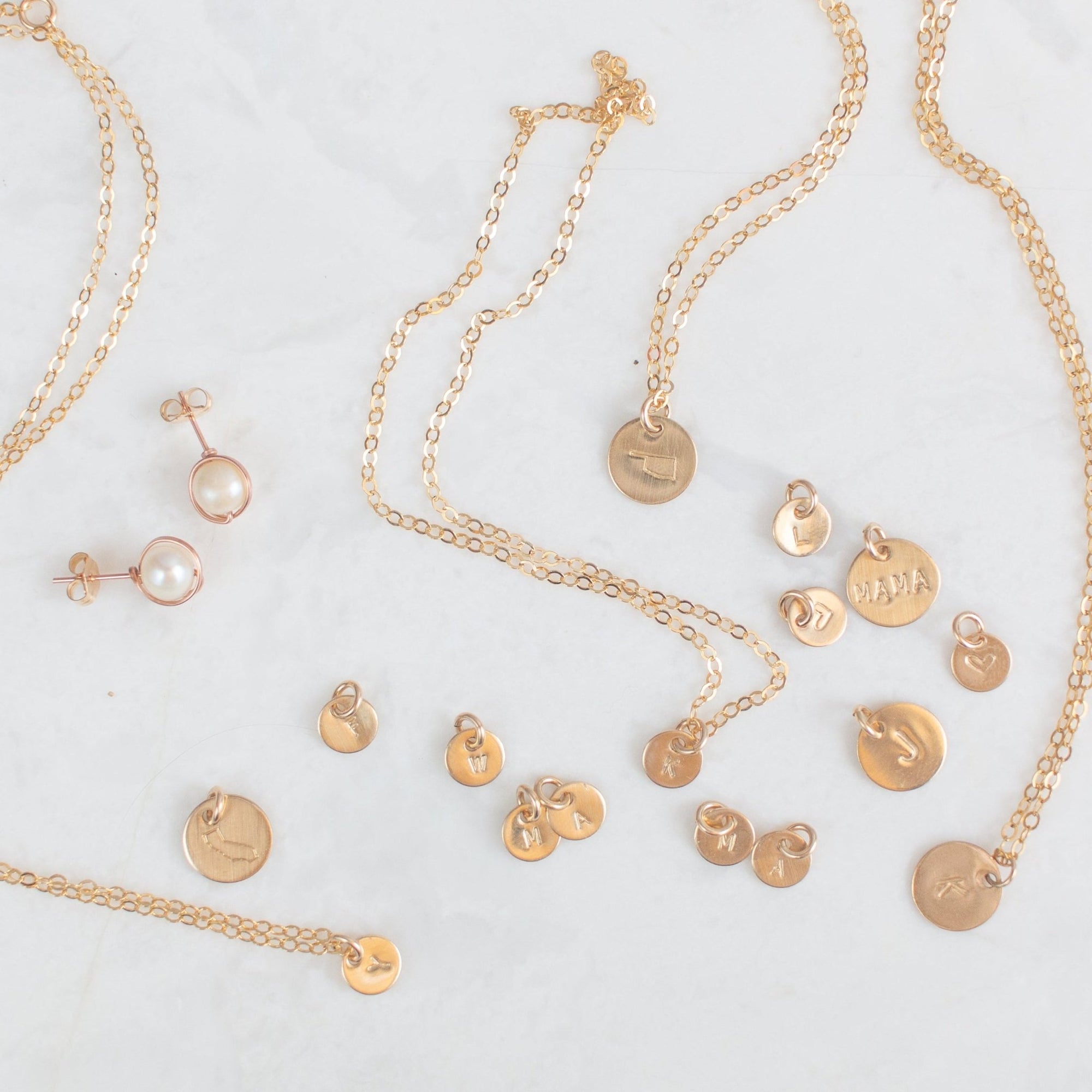 Salome Personalized Initial Disc Necklace - 10mm - Good Wknd
